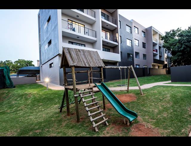 2 BEDROOM APARTMENT RENTED IN NORTH RIDING